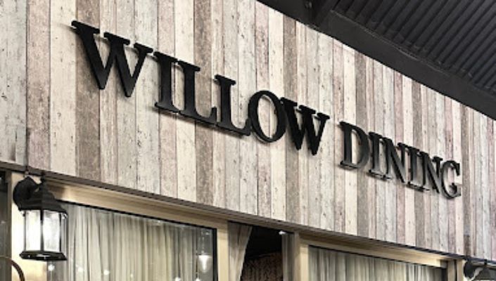Willow Dining